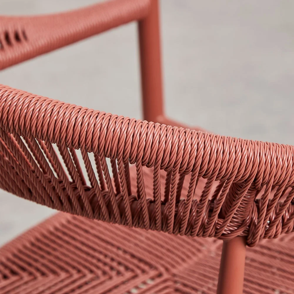 mobiliario-contract-silla de ratan y estructura de aluminio 4